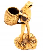 Лягушка с торбой